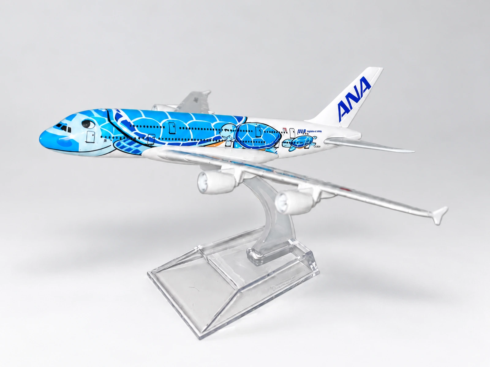 Vliegtuigmodel ANA Turtle Blue A380 (1:450), zijaanzicht