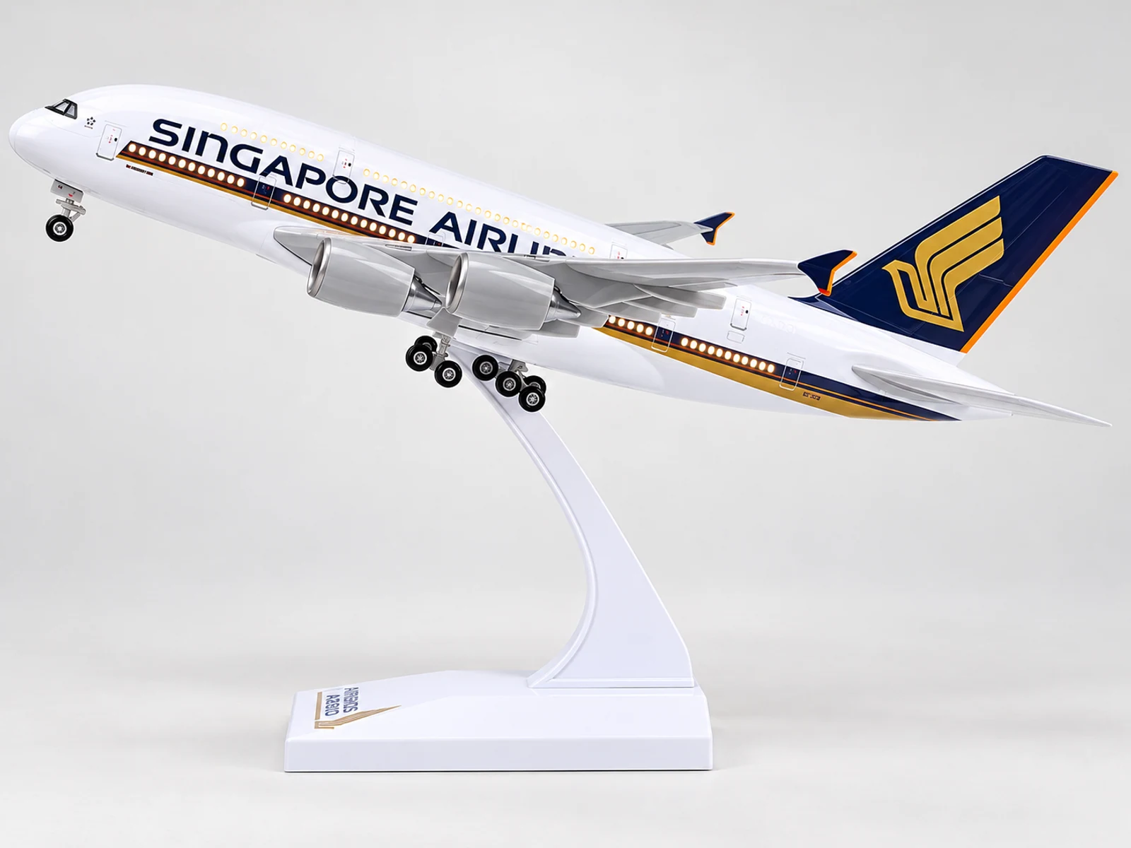 Modellino di aereo Singapore Airlines A380 (30 cm LED) · modellino di aereo